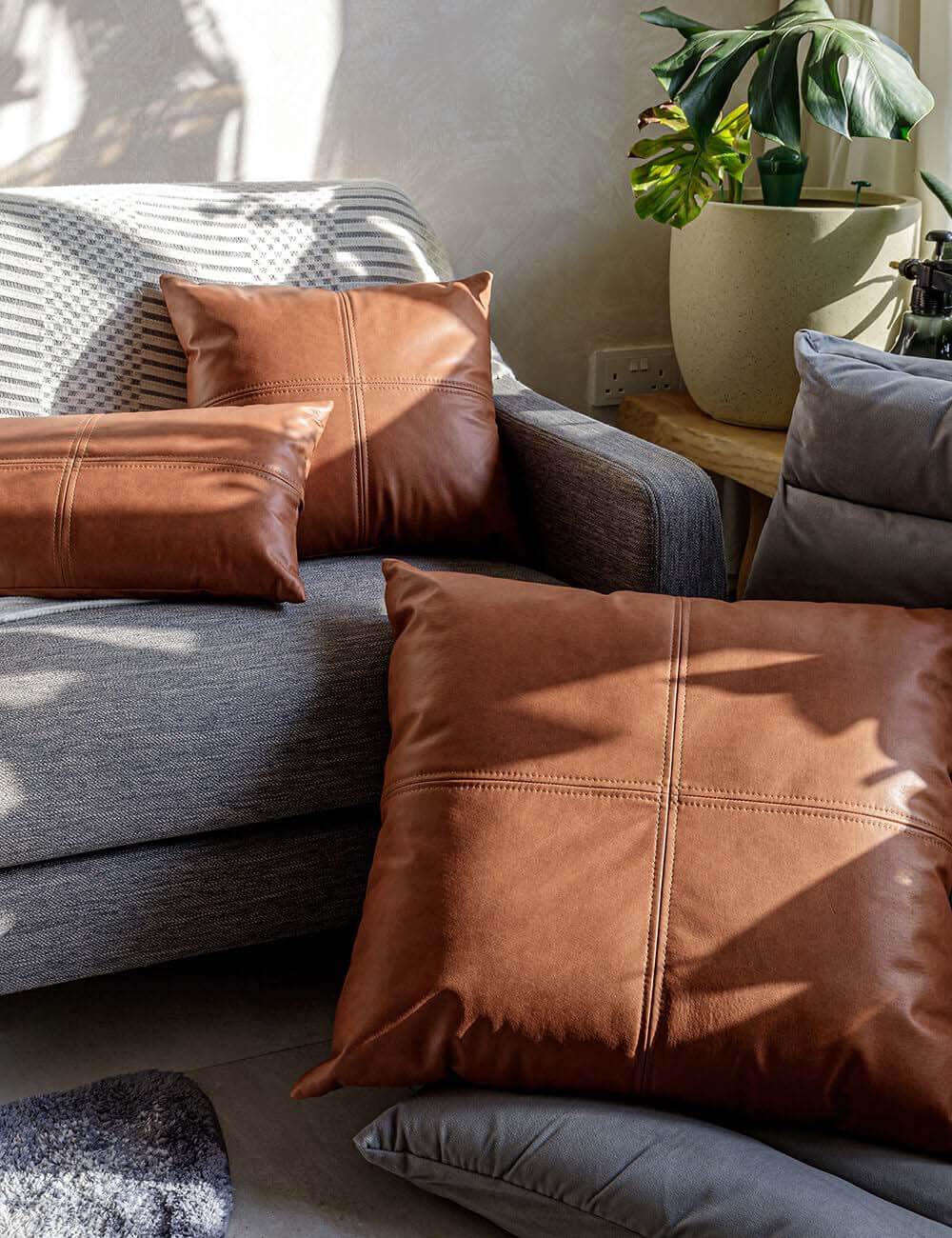 Cushions & Throws