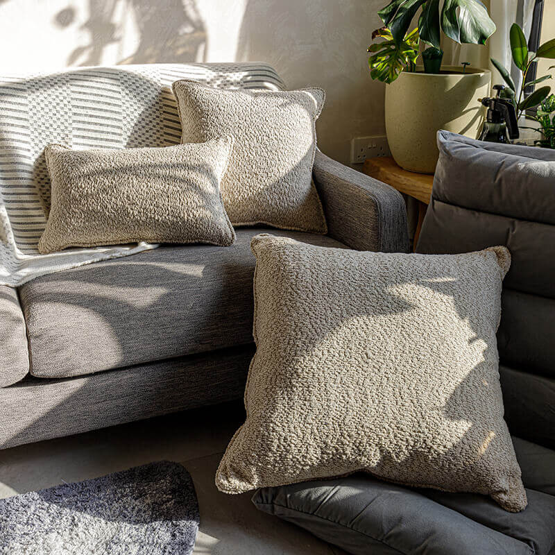 Cushions & Throws